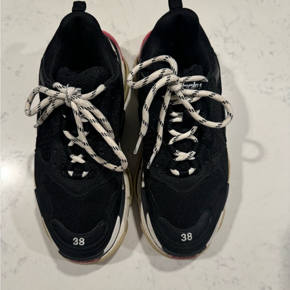 Balenciaga Triple S - Picture 6 of 6